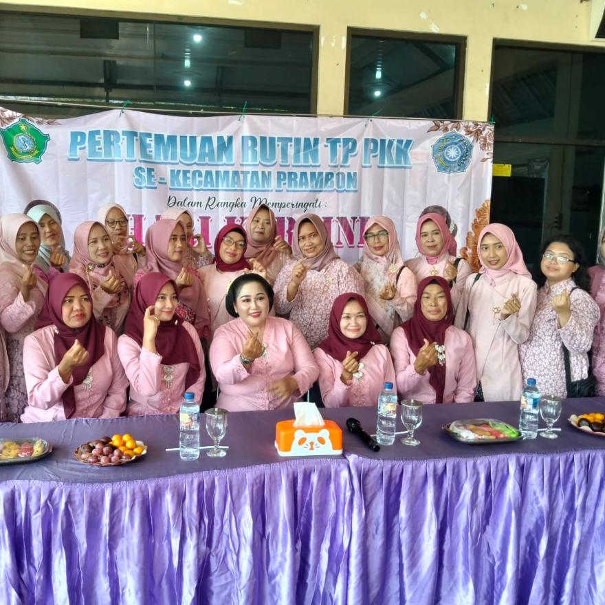 TP-PKK SE-KECAMATAN PRAMBON MERAYAKAN HARI KARTINI DI DESA TEMU